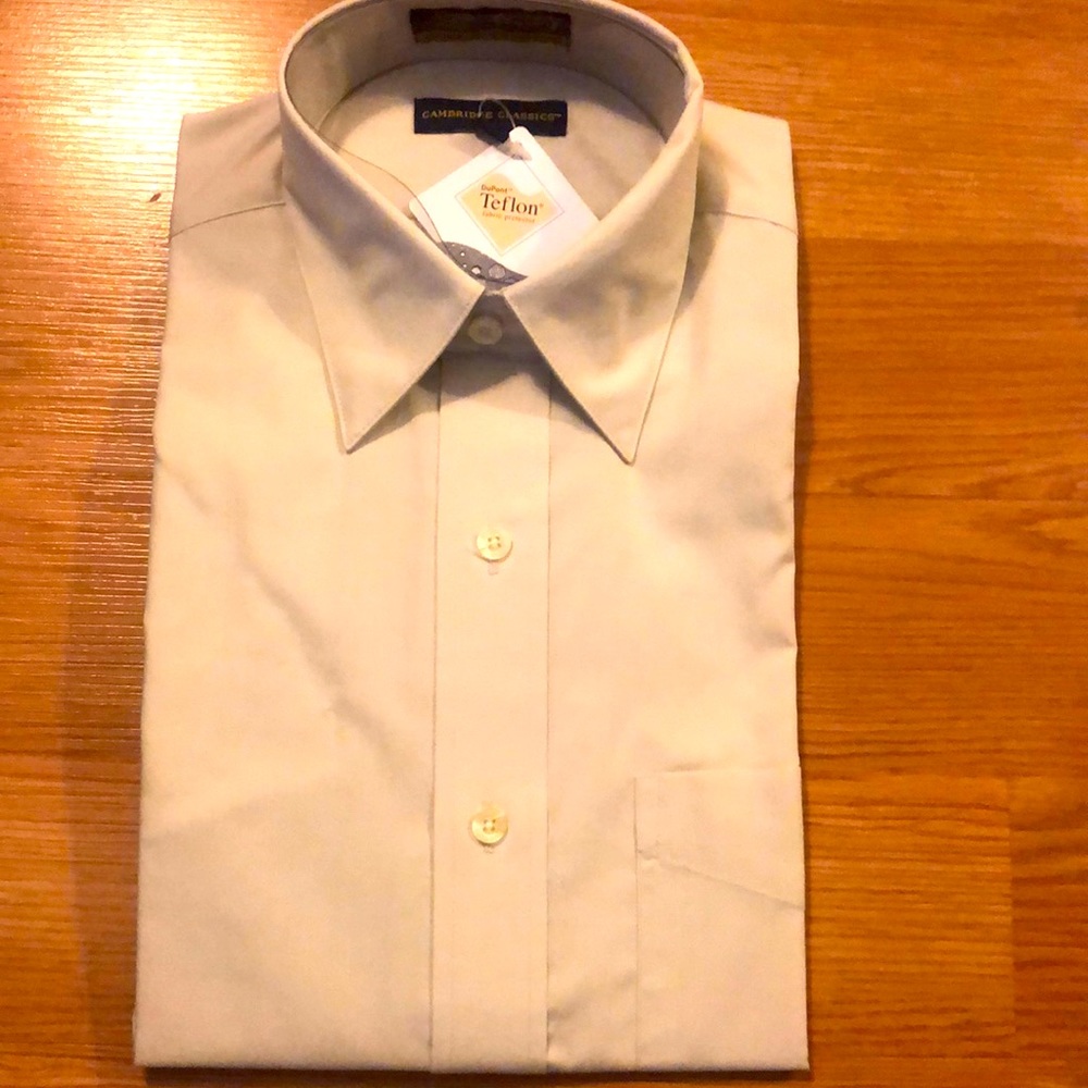 Short sleeve button down shirt